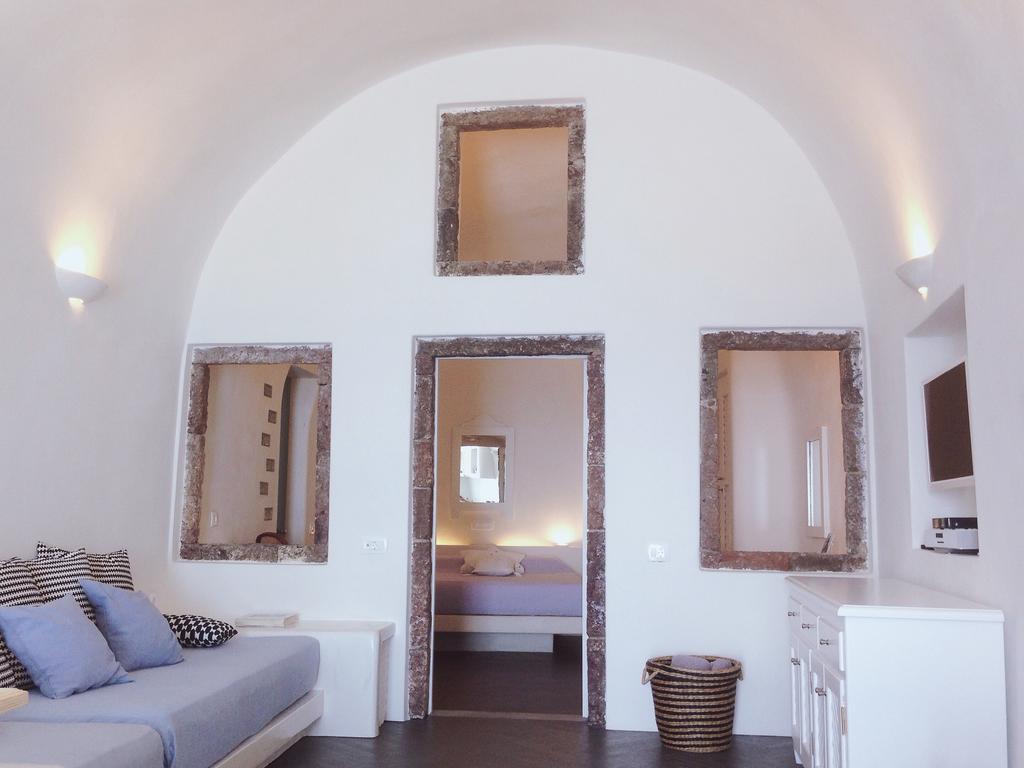 Altana Cliffside Villas Imerovigli  Habitación foto